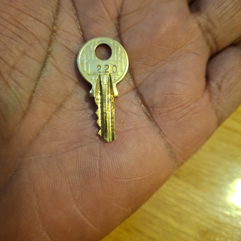 Rare Vintage Louis Vuitton Lock & Key #220 - Picture 2 of 8